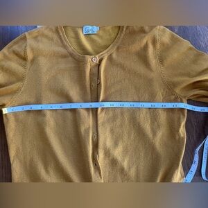Cielo Women’s Mustard Sweater size Lg